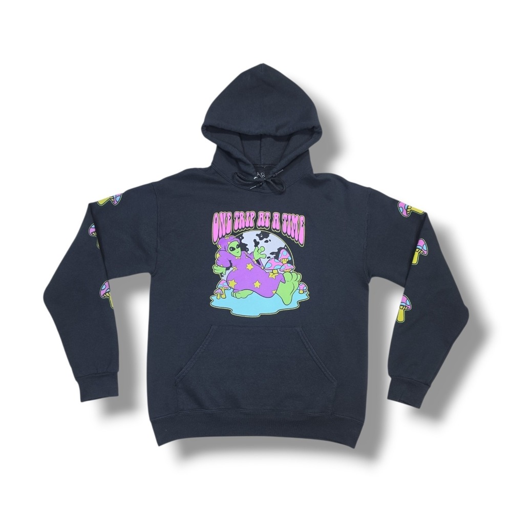 ALAB Alien Graphic‎ One Trip At A Time Mushroom Pullover Black Hoodie Men's M